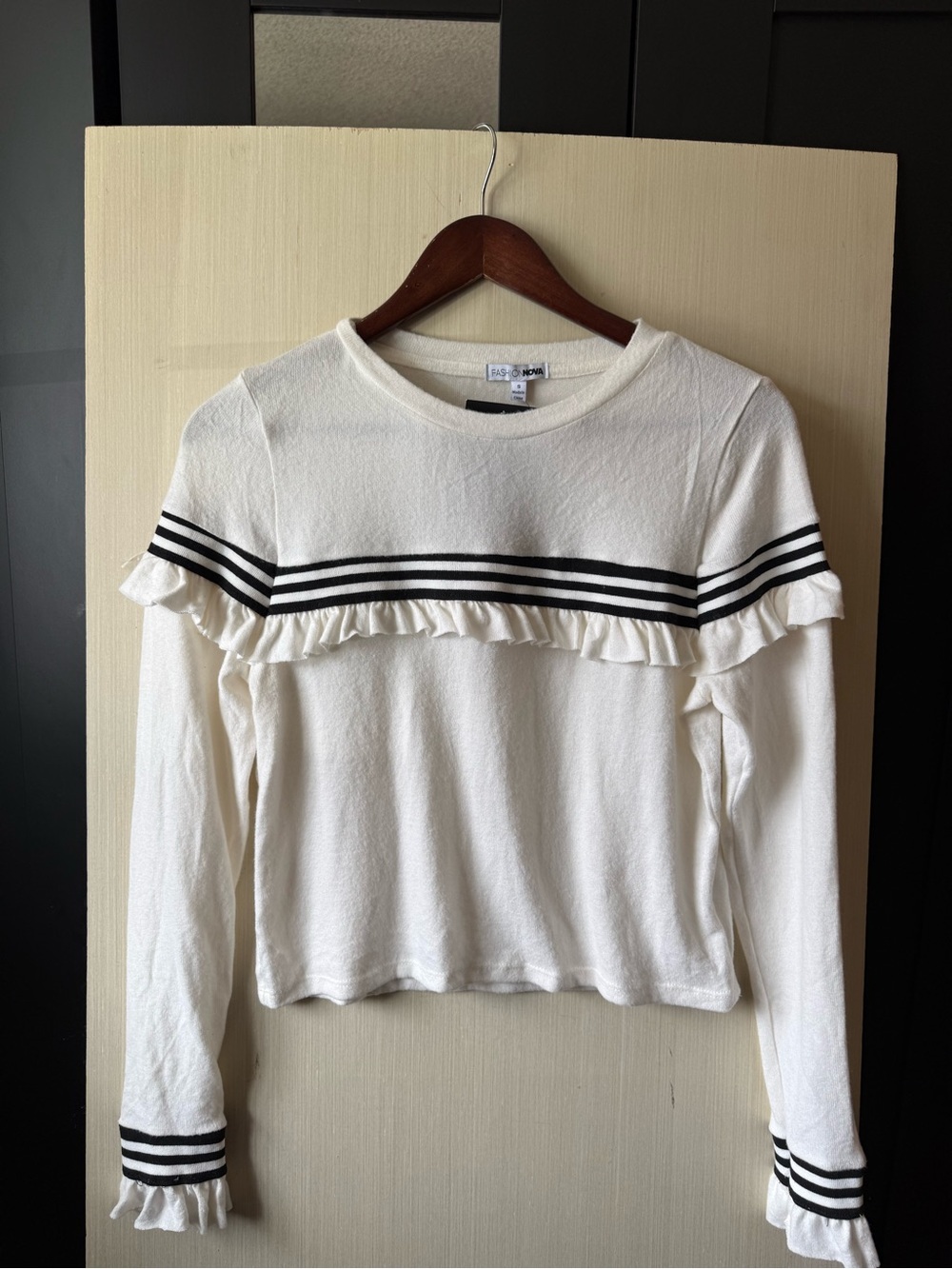 Ruffled Stripe Long-Sleeve Top - White